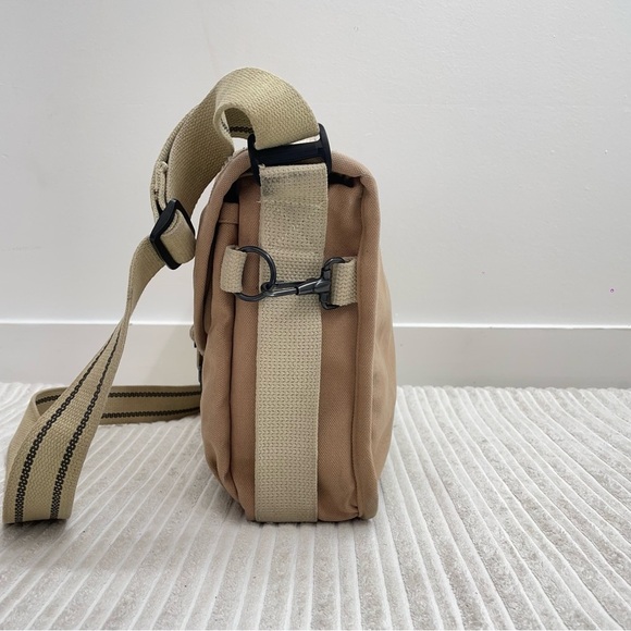 Domke F-803 Wax Canvas Camera Satchel Bag - Picture 2 of 10